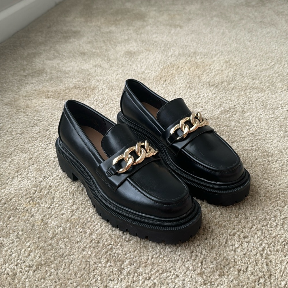 NEW H&M SHOES Chain Detail Platform Loafers Size 38/7.5